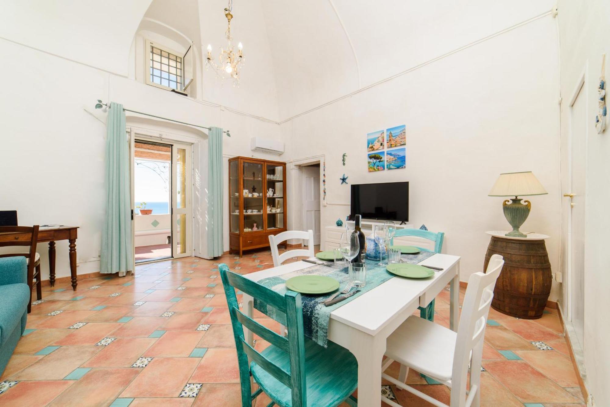 Estate4home - Romantic Antica Sponda